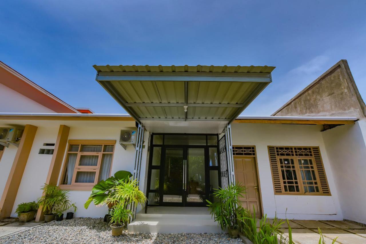 OYO 3315 Tanjung Residence Syariah Padang  Bagian luar foto